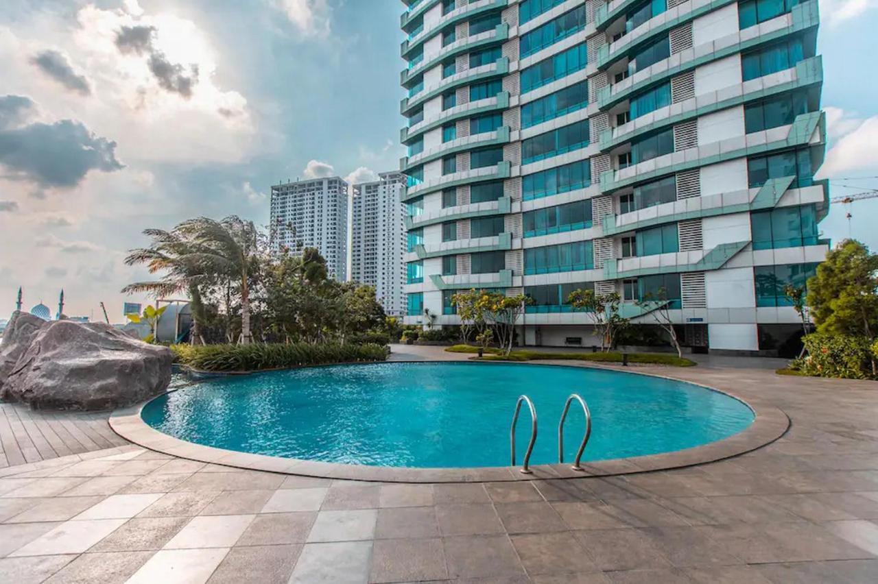 Redliving Apartemen Grand Kamala Lagoon - Kita Pro Tower Barclay North Bekasi Kültér fotó